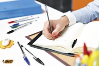 Balpen Bic Cristal medium blauw in tubo verpakking-1
